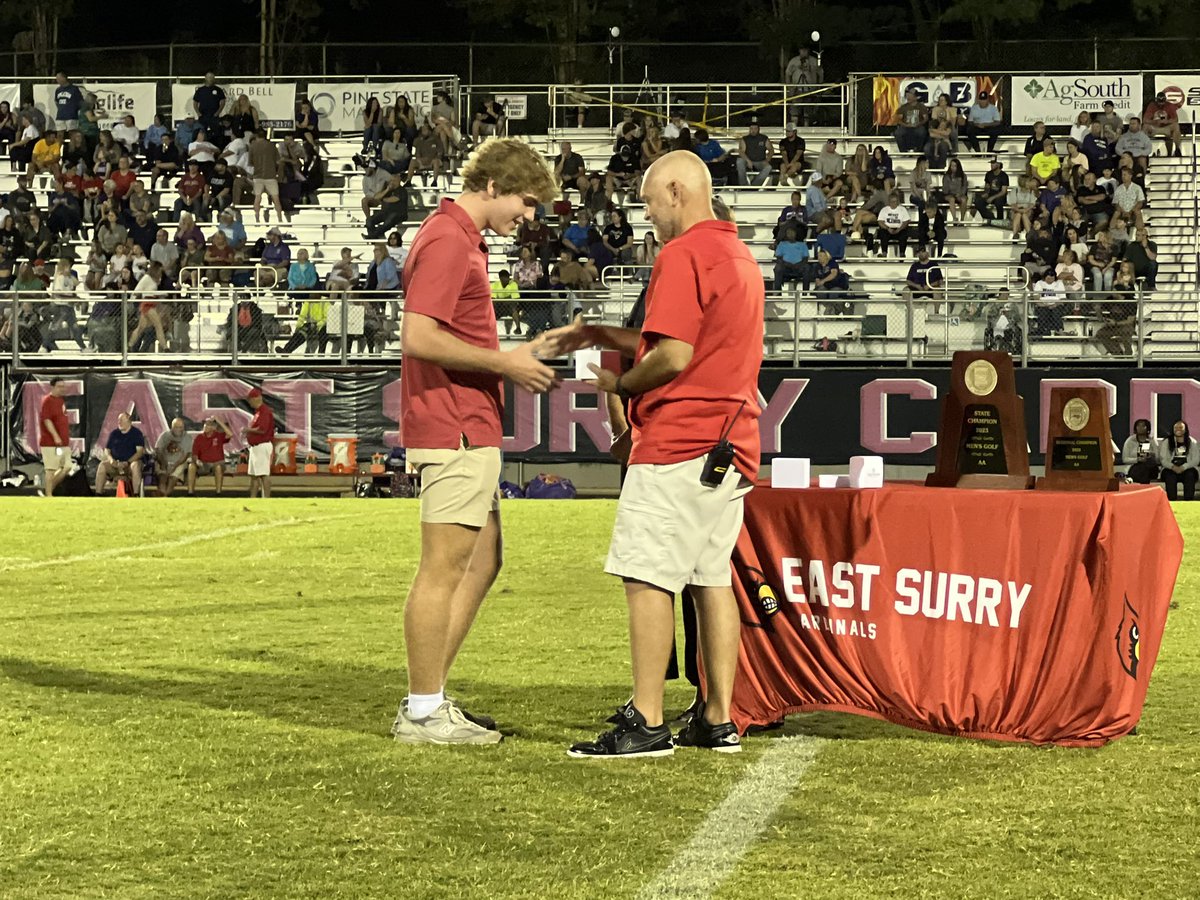 ES_Athletics's tweet photo. Some pictures from our halftime ring ceremony celebrating @es_mensgolf https://t.co/KYdhpU52y0