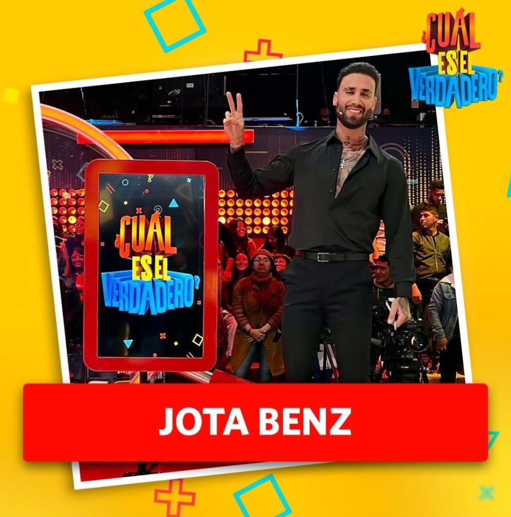 Mañana a las 9pm somos team rojo ❤️ en #CuálEsElVerdadero 
No se lo pierdan!!!!