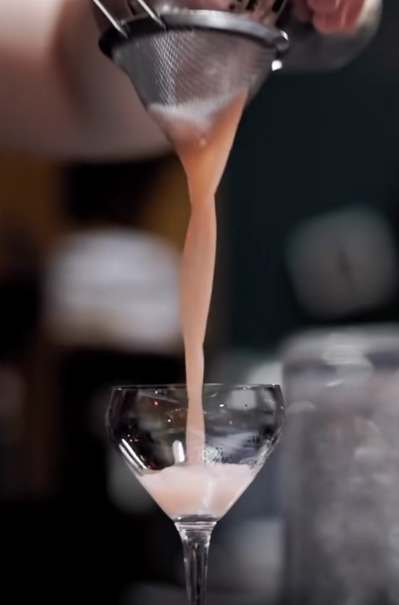 Don’t forget that our pour game has flow, too!
Check that DaiLo cocktail list if you haven’t already!
Happy Friday, y’all!