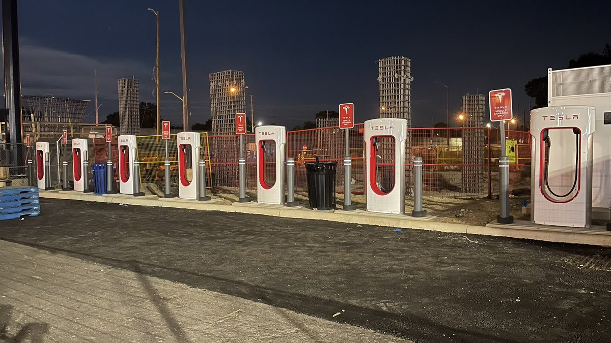 North≡rn T≡sla 🇨🇦 tweet media