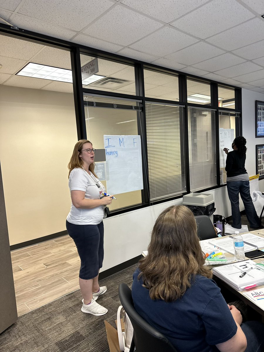 adoolin_ESS's tweet photo. Got to watch some amazing new specialists in action after a full week of #readingbydesign training 👩🏼🏫 👨🏫📚@HDyslexia is excited to work with you this year! Excited to partner with @Region4ESC @R4Dyslexia for more training sessions soon 🍎 https://t.co/3Sr5DhW205
