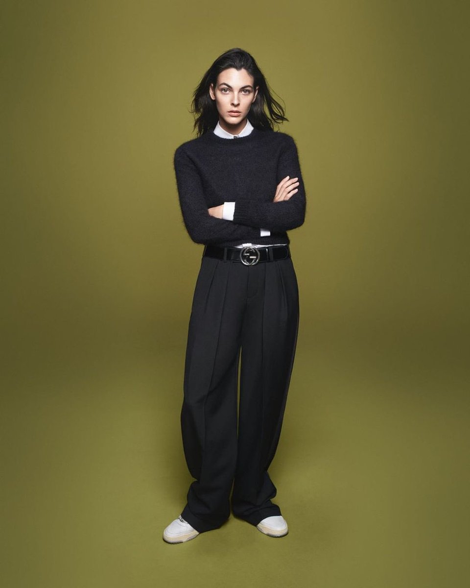 VittoriaCTH's tweet photo. Vittoria Ceretti feature in Gucci Fall-Winter 2023 Campaign
#vittoria #vittoriaceretti #Fashionmodel #catwalk #topmodels #supermodel #Model #Fashion #runway #runwaymodel #fashionshow #couture #highfashion #hautecoutre #fashion https://t.co/iJwf87OCWH