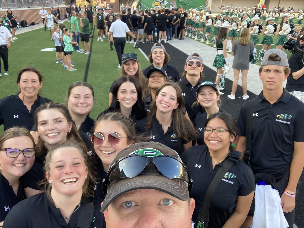 Let’s gooooo! It’s HOCO! Beat Sachse! <a href="/ProsperEaglesFB/">Prosper Eagles FB</a> <a href="/PISD_Athletics/">ProsperISDAthletics</a> <a href="/ProsperHS/">Prosper High School</a>