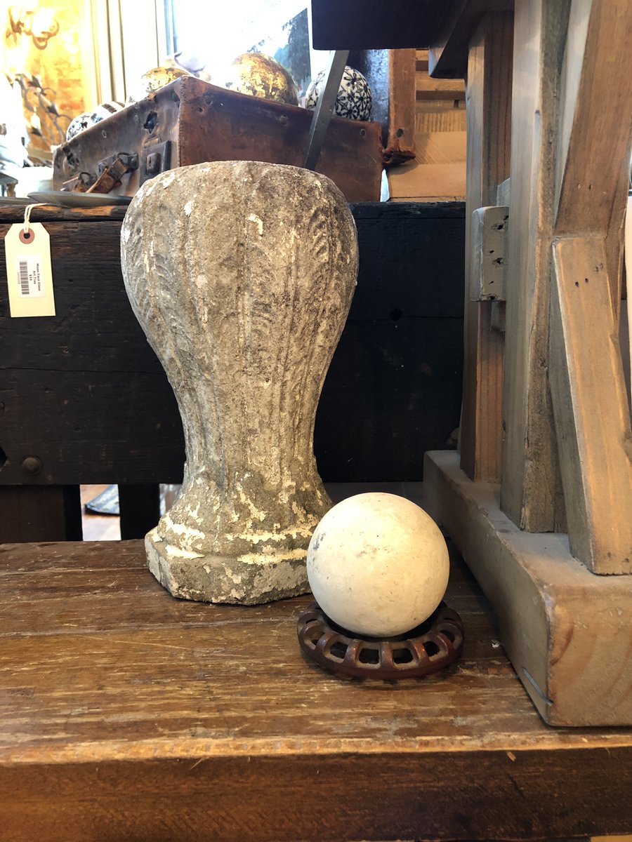 dLuxeHome's tweet photo. And we're back with more interest and oddities . Come see why https://t.co/V0ielIaDoH Home is the local store tourists come back to time and again. https://t.co/i2aHYsMNuA