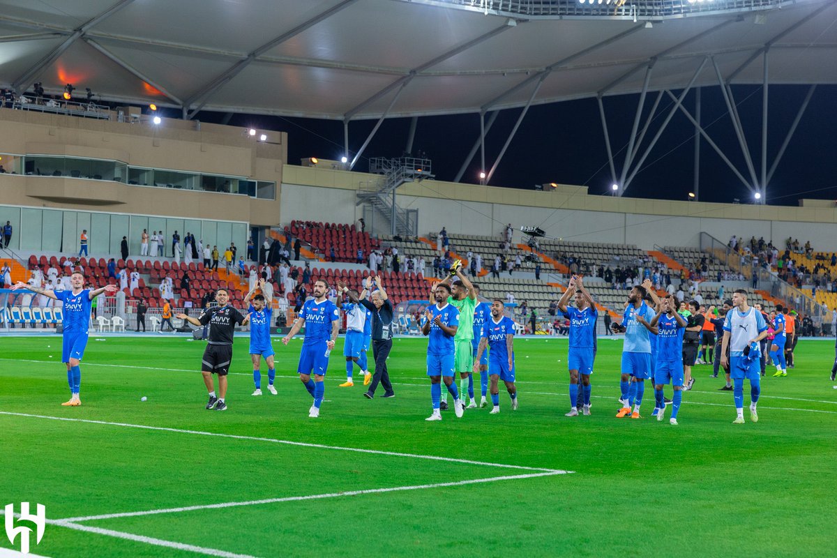 الف الف مبروك يازعماء 
شكراً جماهيرنا الغالية على هذا الحضور والدعم .
مبروك اخواني اللاعبين .. 
تجاوزنا لقاء هام  والان علينا التركيز على القادم …وبإذن الله تتواصل انتصارتنا 🙏🏻
💙💙💙
#الهلال_الاتحاد