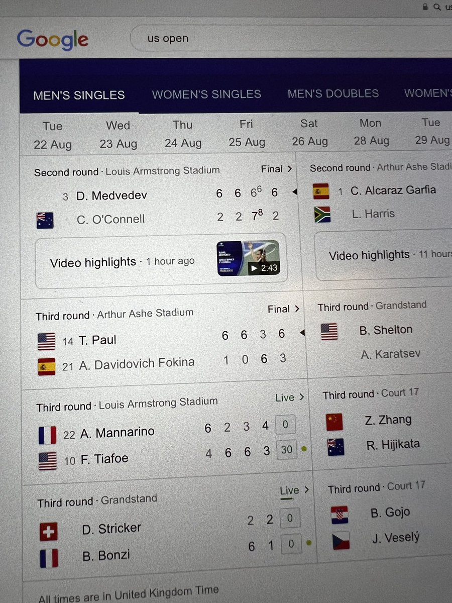LouiseRising's tweet photo. This is how I am having to watch the US Open since @SkySportsTennis @NOWHelpTeam took over the coverage. Shocking coverage tonight, only 1 court. No match replays, adverts and no choice of which court to watch. #USOpen  #nowtv https://t.co/ZIjUX6TlUL