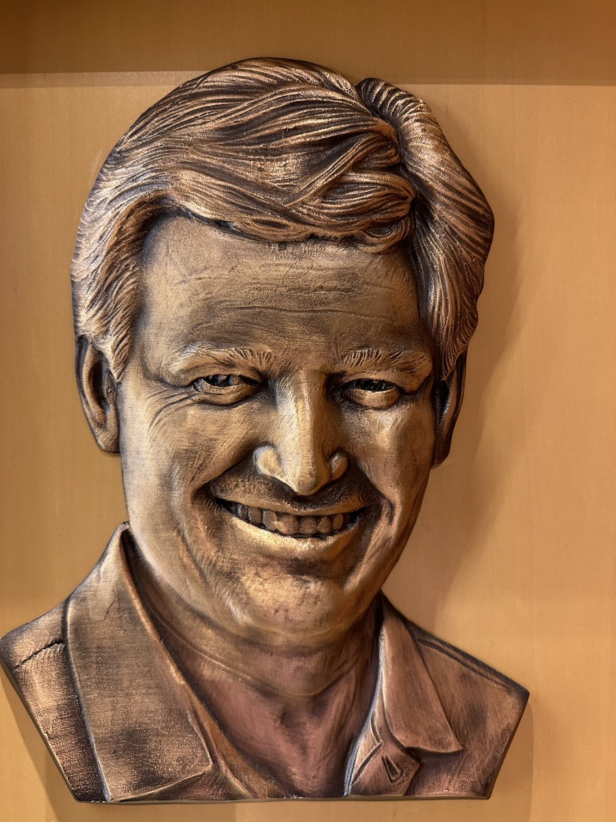 Final hour before closing time ⁦<a href="/GolfHallofFame/">Golf Hall of Fame</a>⁩ for good at World Golf Village. 😢