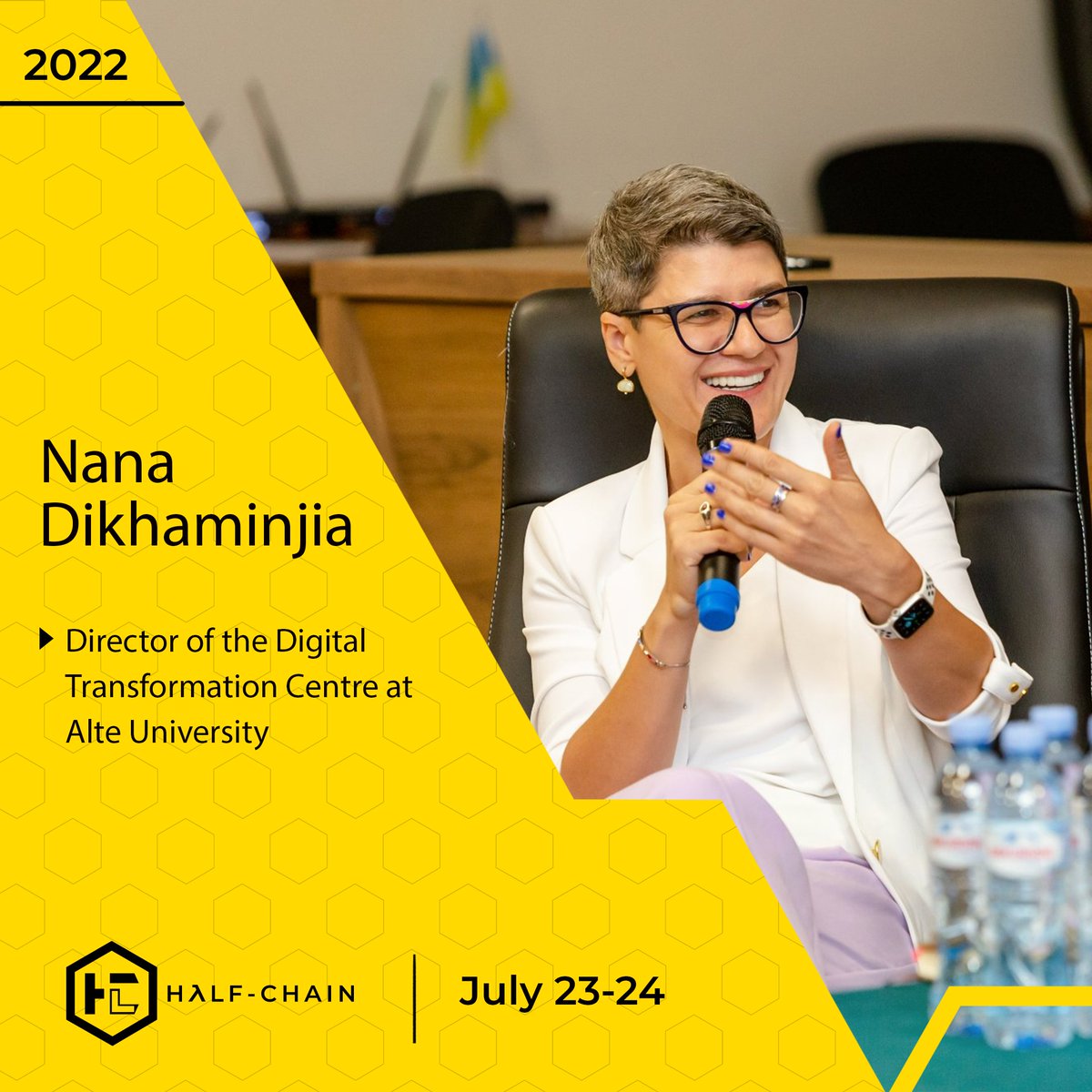 HALF-CHAIN tweet media