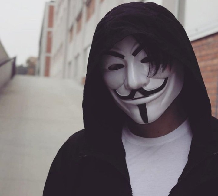 YourBotAnon's tweet photo. @PeterStoun @AnonSquad035 @twitter I have just RT'D your comment you mentioned me in on my pinned post https://t.co/Zn7h4BB92F