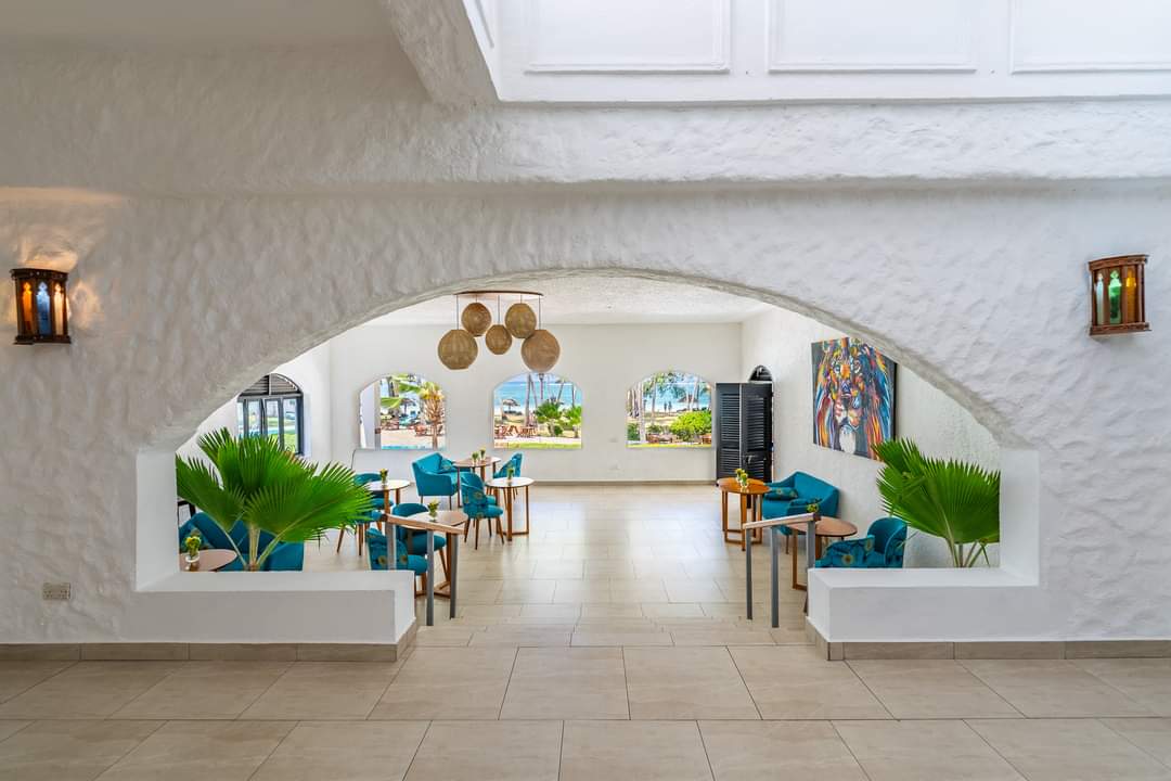 balutraveltd's tweet photo. Diani Awaits 🌴 📍 Diani Sea Lodge
#family #dianisealodge #coast #dianibeach #kidspool #pool #swimming #diani #babypool #balutraveltd #explore #discover #bucketlist #travelblogger #dianisealodge #indianocean https://t.co/C1jnWSxW3X