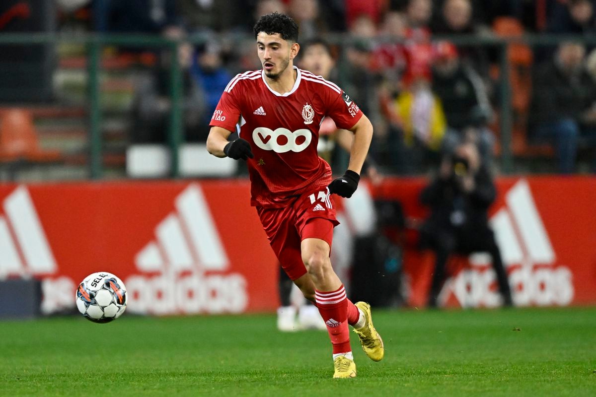 Trabzonspor orta saha oyuncusu Steven Alzate için Brighton kulübü ile opsiyonlu kiralama konusunda anlaşmaya vardı. Transferin önümüzdeki hafta içi netleşmesi bekleniyor.
#StevenAlzate #Brighton #Trabzonspor