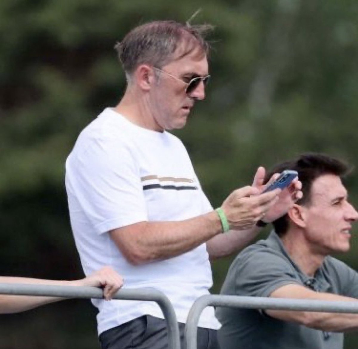 ¿¿¿Pero qué cojones hace este hombre???