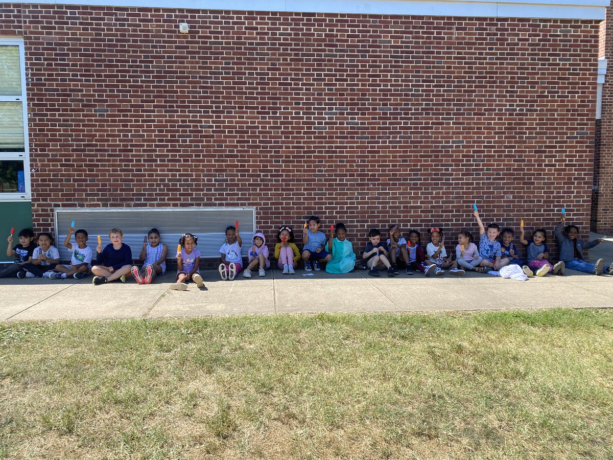 Brooke Smith tweet media