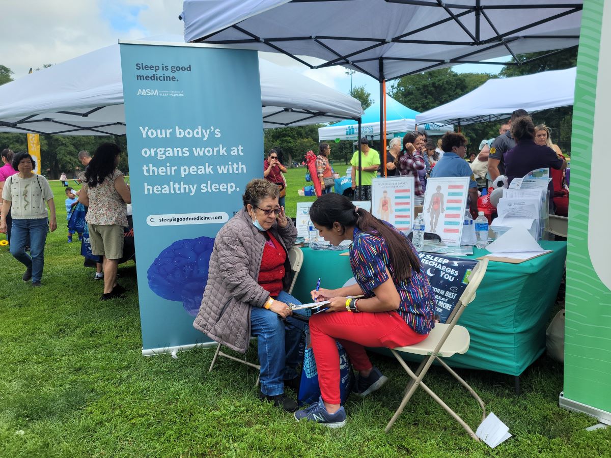 Last week, AASM participated in !Vive tu Vida!, a health and wellness event hosted by the Chicago Hispanic Health Coalition. Staff increased awareness about sleep apnea and healthy sleep. Special thanks to Alejandra Lastra, MD (<a href="/aleclastra/">Alejandra Lastra</a>) for sharing information with visitors!