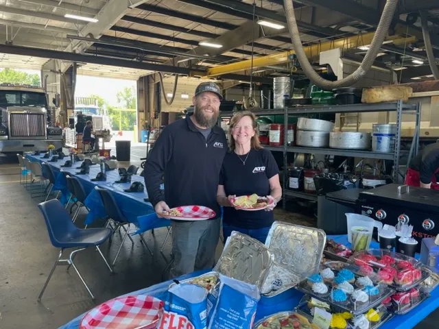 WeKnowTrucks's tweet image. Perfect Day for some Labor Day Cookouts across the ATG Network! #Grilling #Cookouts #HappyLDW