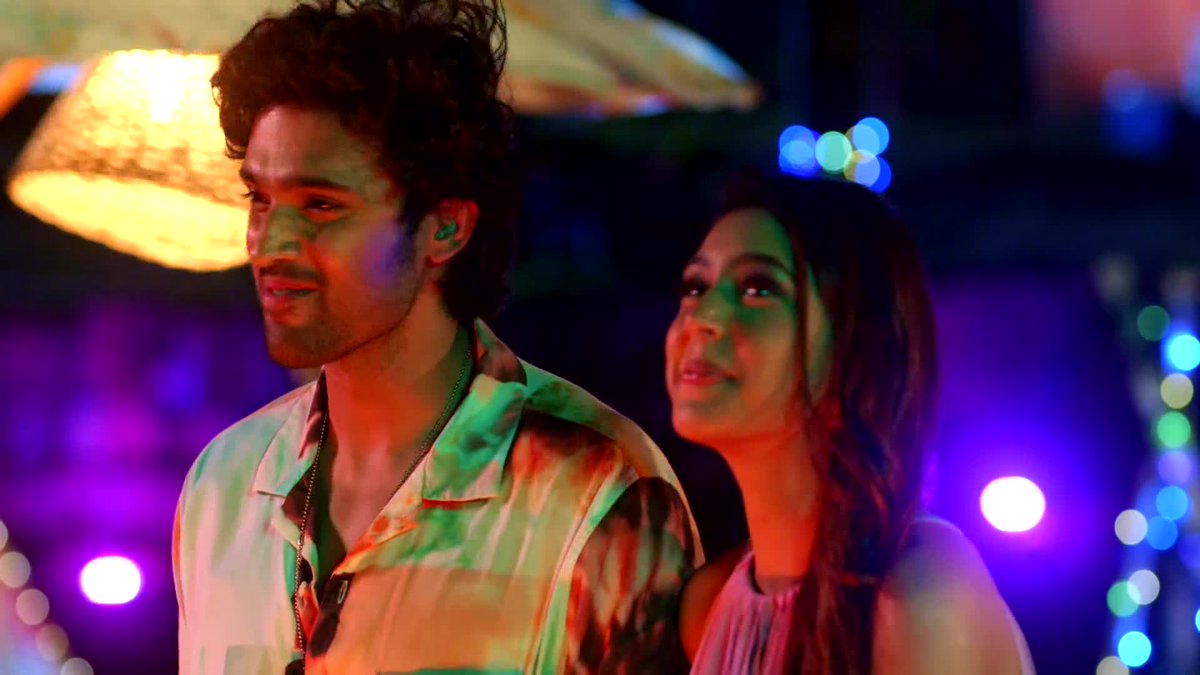 Friendly_bini's tweet photo. Noor Hamara chamakta rahe
MaNan ka yeh Mausam Dhadakta rahe ✨🥹❤️

Take a bow @sreejone for coming up with such relatable lyrics for #MaNan to make us cherish them a little more than always...

#kyys5OnJioCinena #ParthSamthaan #NitiTaylor https://t.co/SdAzI9wSeR