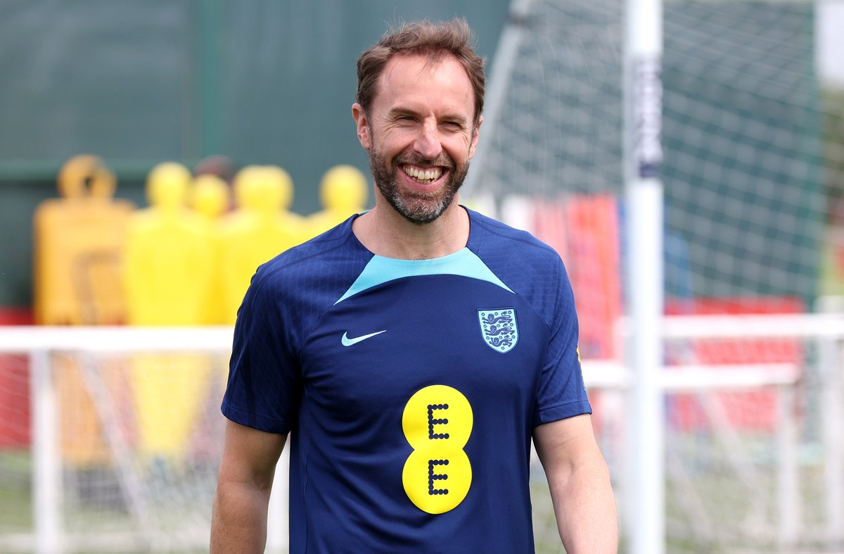 England tweet media
