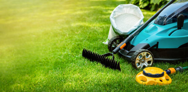 Keep your property looking its best with Parker Lawn Care 's expert full ground maintenance services. We'll take care of all your lawn and landscape needs, so you can focus on what's important. Contact us today to schedule your service.