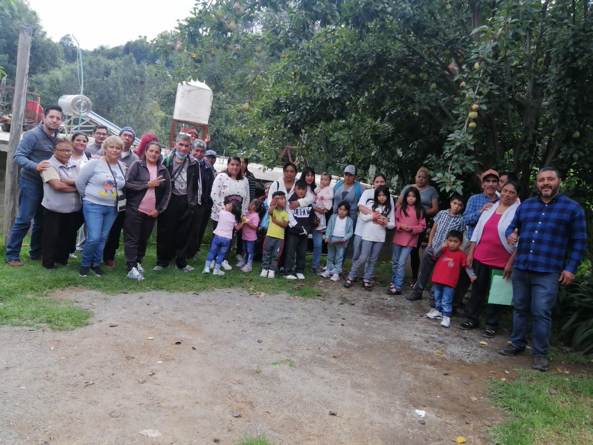 El mes de agosto muy activo, saludando a nuestr@s amig@s en cada rincon de los Municipios de #Lerma #Ocoyoacac #Xonacatlan #Jilotzingo #IsidroFabela, un honor siempre llevar el mensaje lleno de logros y resultados.
 #AlfredoDelMazo 
 #D4

Saludos y excelente inicio de mes!! 🤗