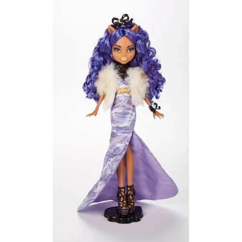 $45 howliday clawdeen released today on amazon and entertainmentearth