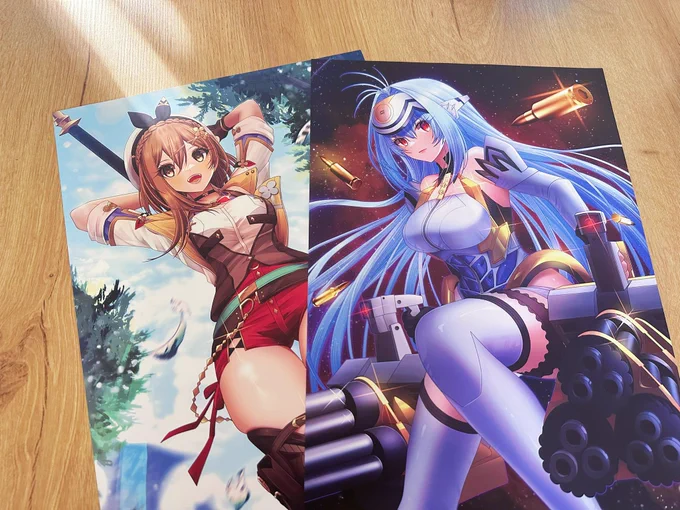 Picked up my new posters and the sun decided to give me a light ray filter perfectly onto Ryza LOL 