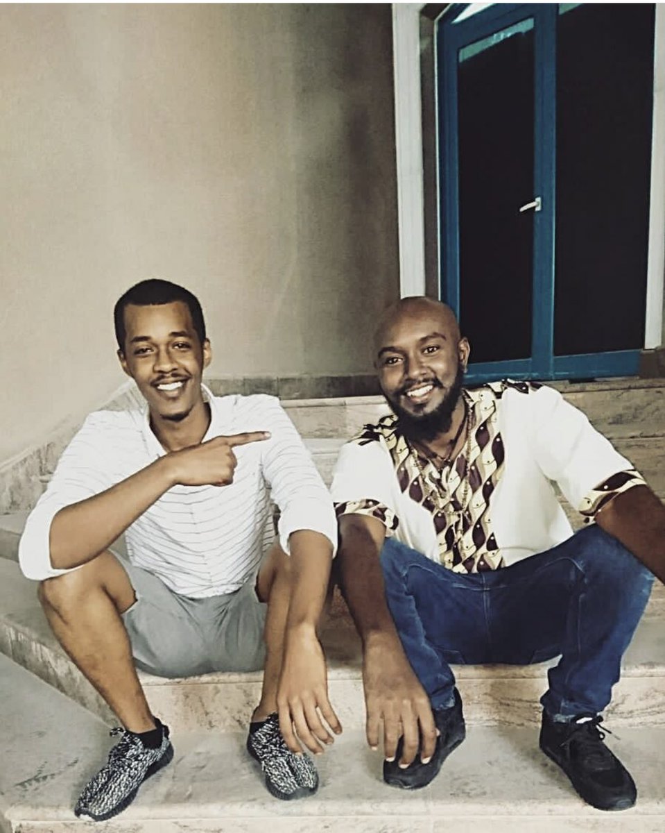 AbdoAiryibi's tweet photo. لافي في الارض وروحي لافة في السما 💔 https://t.co/5dSROZ50g2