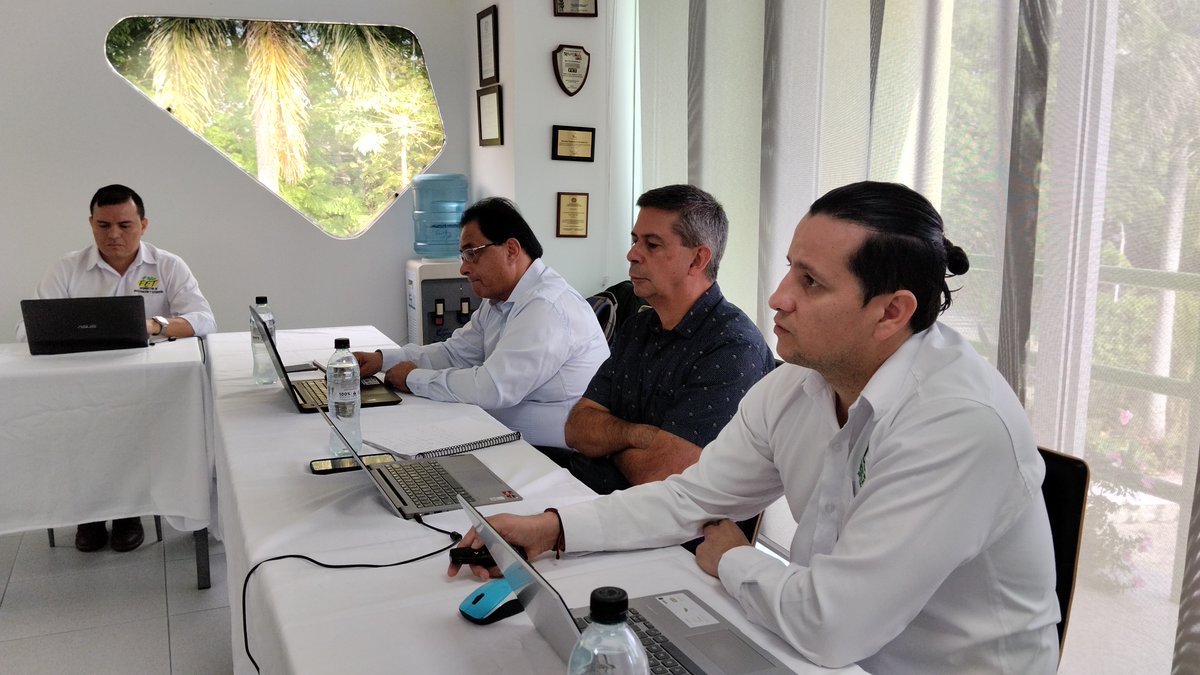yosoyfet's tweet photo. Con éxito se desarrolló la visita de pares académicos para la renovación del Registro Calificado del programa de Ingeniería de Alimentos, de la Fundación Escuela Tecnológica de Neiva ‘Jesús Oviedo Pérez’. https://t.co/kmIk5VDniO