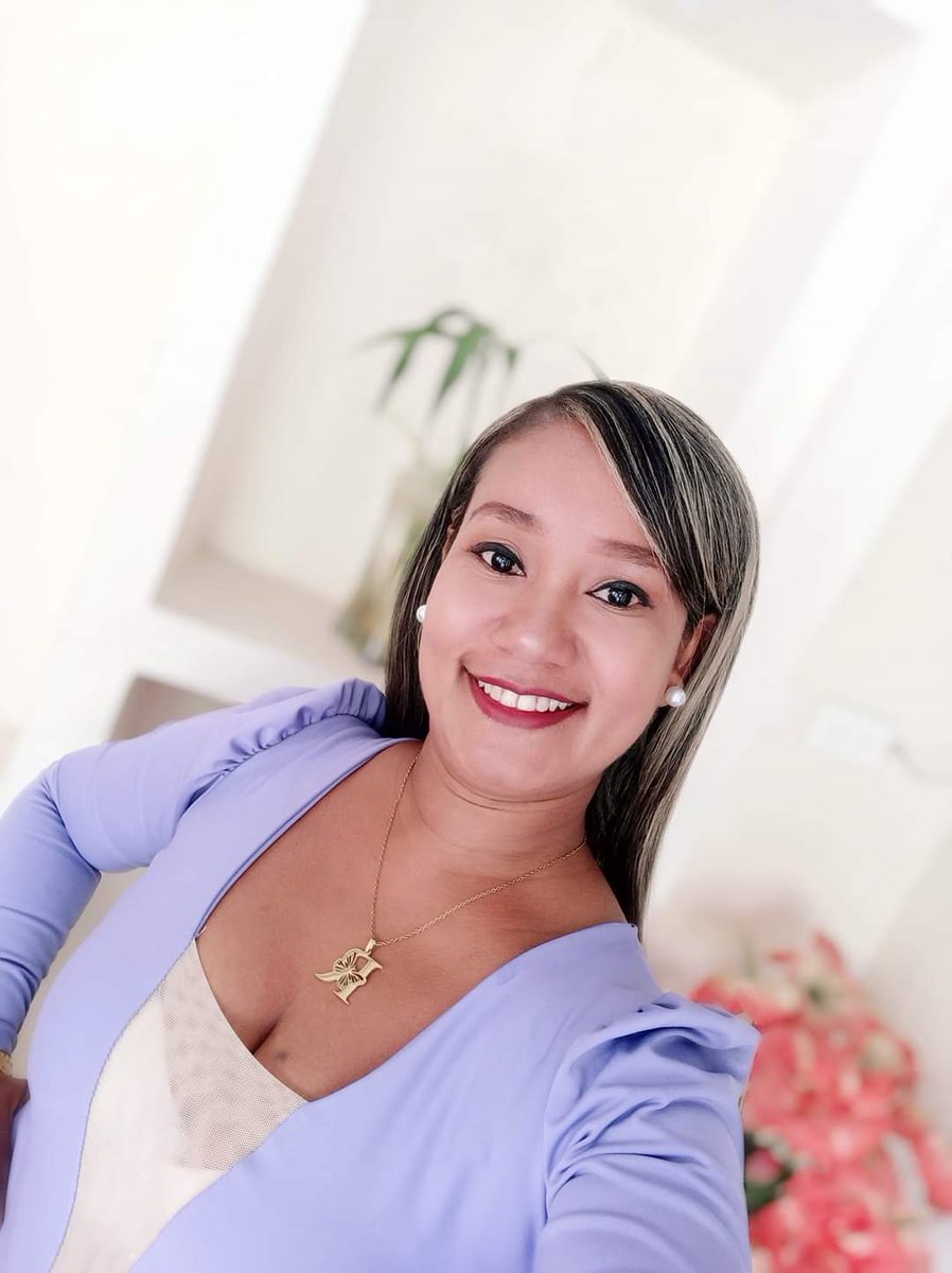 ruthvernazac's tweet photo. 🍂Mes de amor, paz, cariño, salud, prosperidad, logros y cumpleaños de personitas muy amadas, incluyendo el mío💕 Bienvenido maravilloso #SEPTIEMBRE💜hoy y siempre ✨#ViveSiendoLuz https://t.co/y5sqWwWY0q