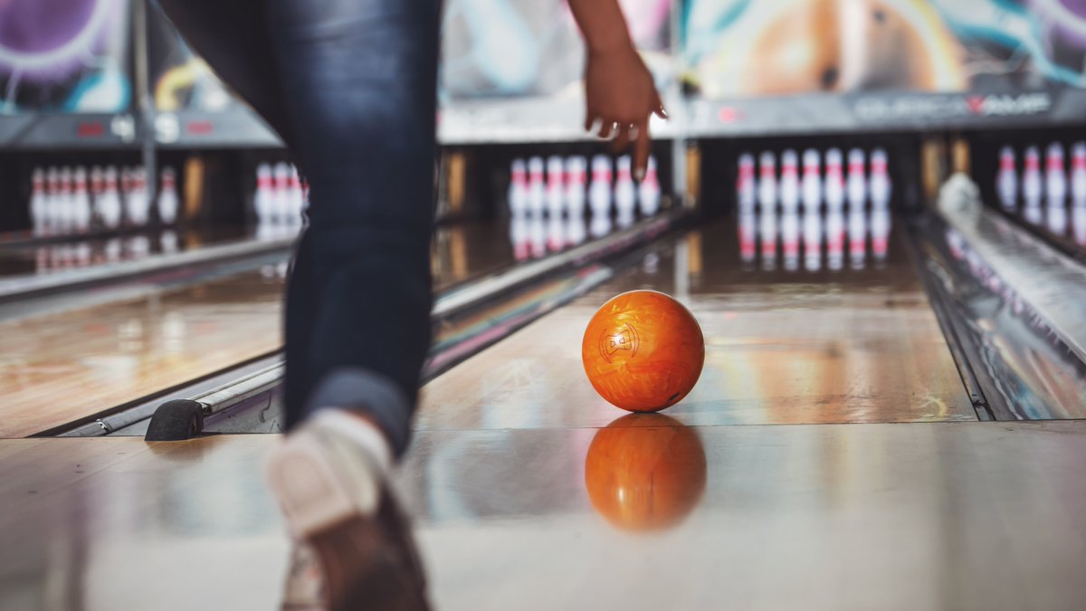 We're thrilled to welcome two incredible tournaments this weekend:

🥎 USA Softball Men’s “D” Slow Pitch National at Rueger Softball Complex, with teams from all over the country!

🎳 Central State Bowling Guild’s National Tournament at Gage Bowl, where 600+ bowlers are uniting!