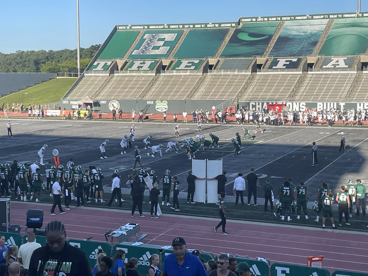 At the Factory checking out former Cub all-stater @CarsonHinton_ and the @HUBISONFOOTBALL against @EMUFB! #CubPride