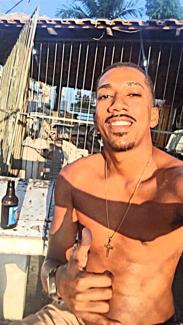 Preto diferenciado 🤪