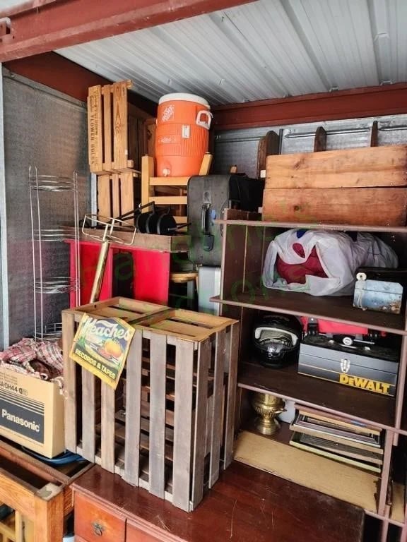 HandlineAuction's tweet image. ABSOLUTE LIVE AUCTION TOMORROW AT OUR WAREHOUSE! 

Starting at 12pm

Get all the details here 👇

handlinesauctions.hibid.com/auction/478931…

#estatesale #estatesalesnet #auction #auctionhouse #auctions #auctioneer #onlineauctions #onlineauction #liveauctioneers #liveauction #liveacutions