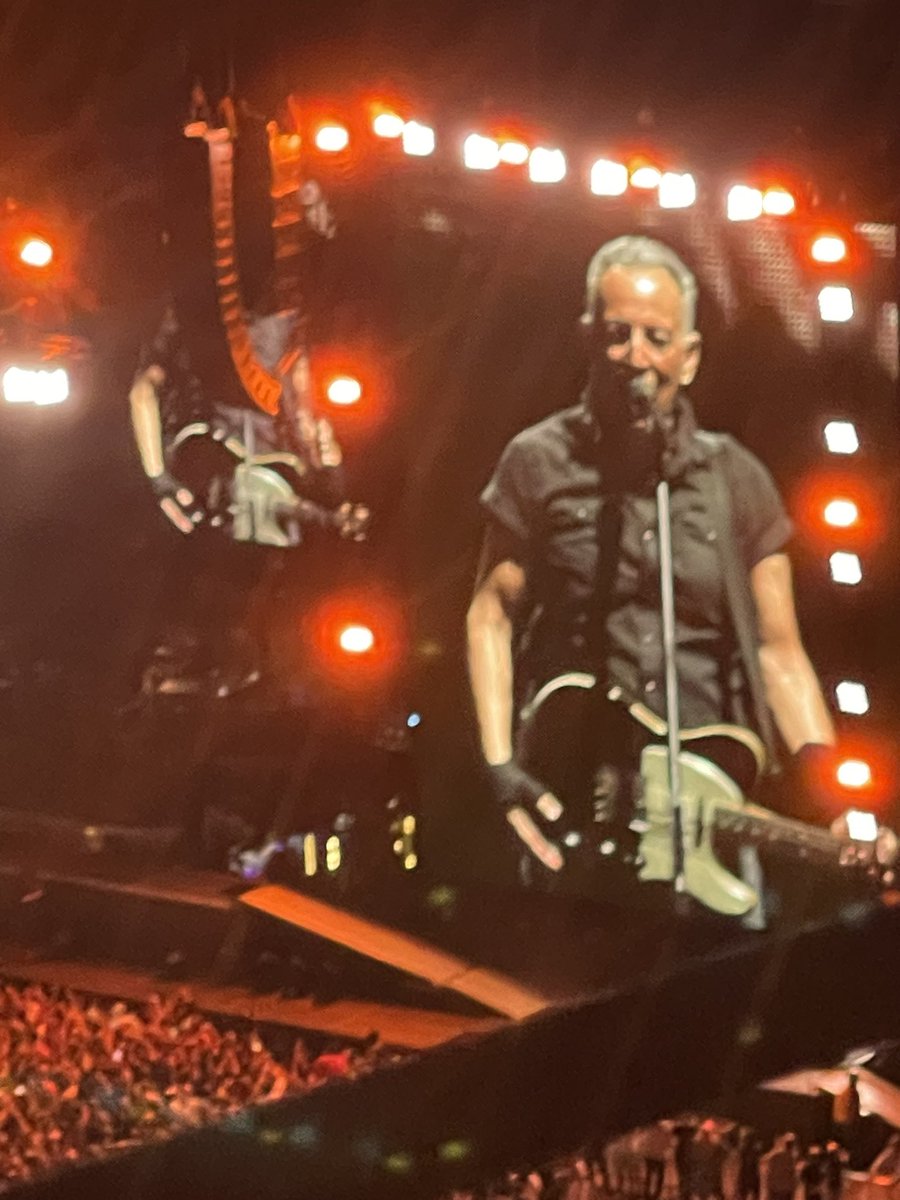 Bruce and the band on home turf