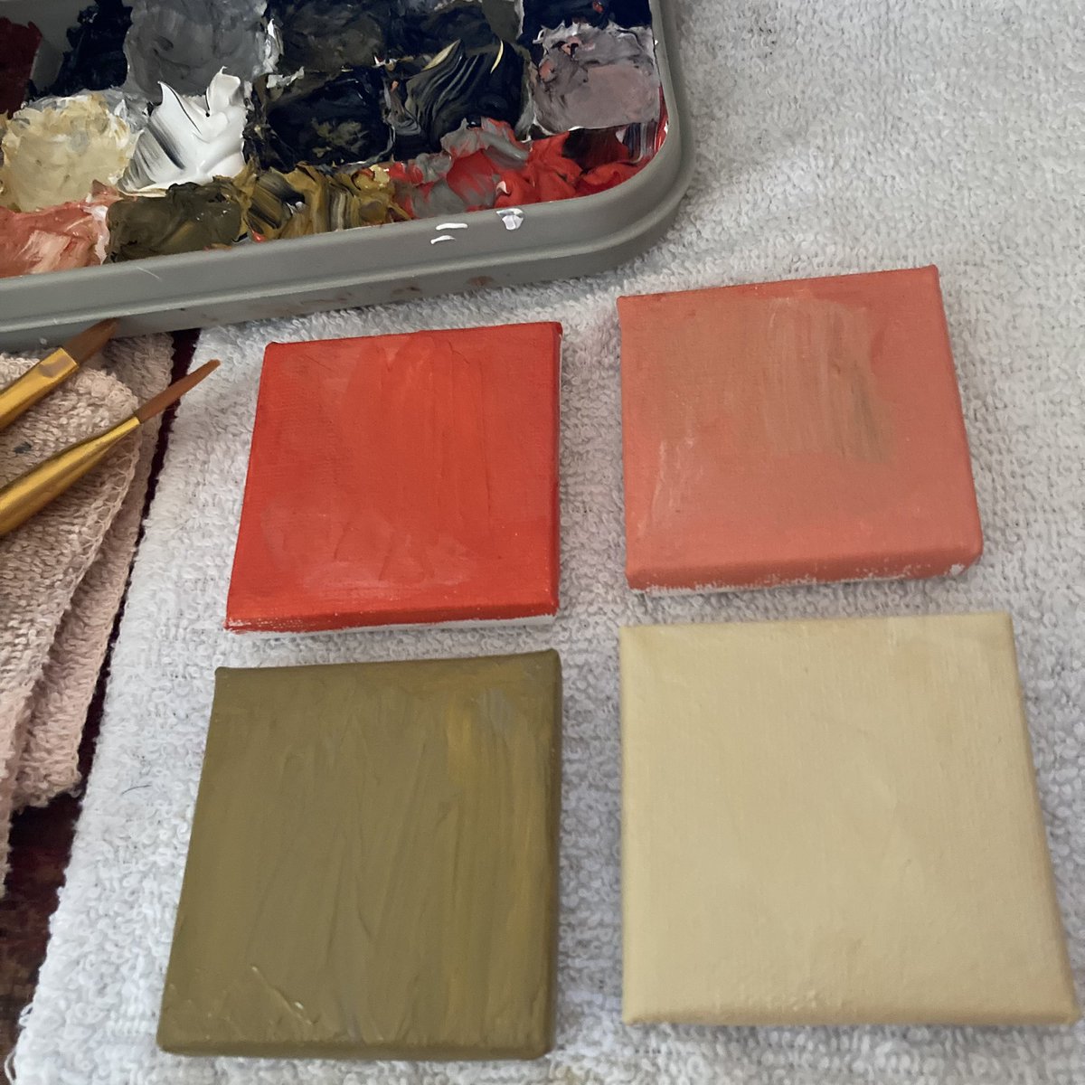 rousselart's tweet photo. Hello September! Many mini canvases coming in the weeks leading up to fall. 
.
.
Meteorological Fall starts today! Like pre-autumn for Astronomical (real) Autumn on September 23rd. 🧡💀🍂
.
.
#art #autumn #neverstopcreating #neverstopgrowing #rousselart  #deadinside https://t.co/MnZZRekZ1Q