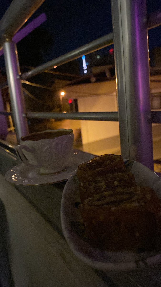 En yakın arkadaşınla balkon kahve kombini🫠 10/10