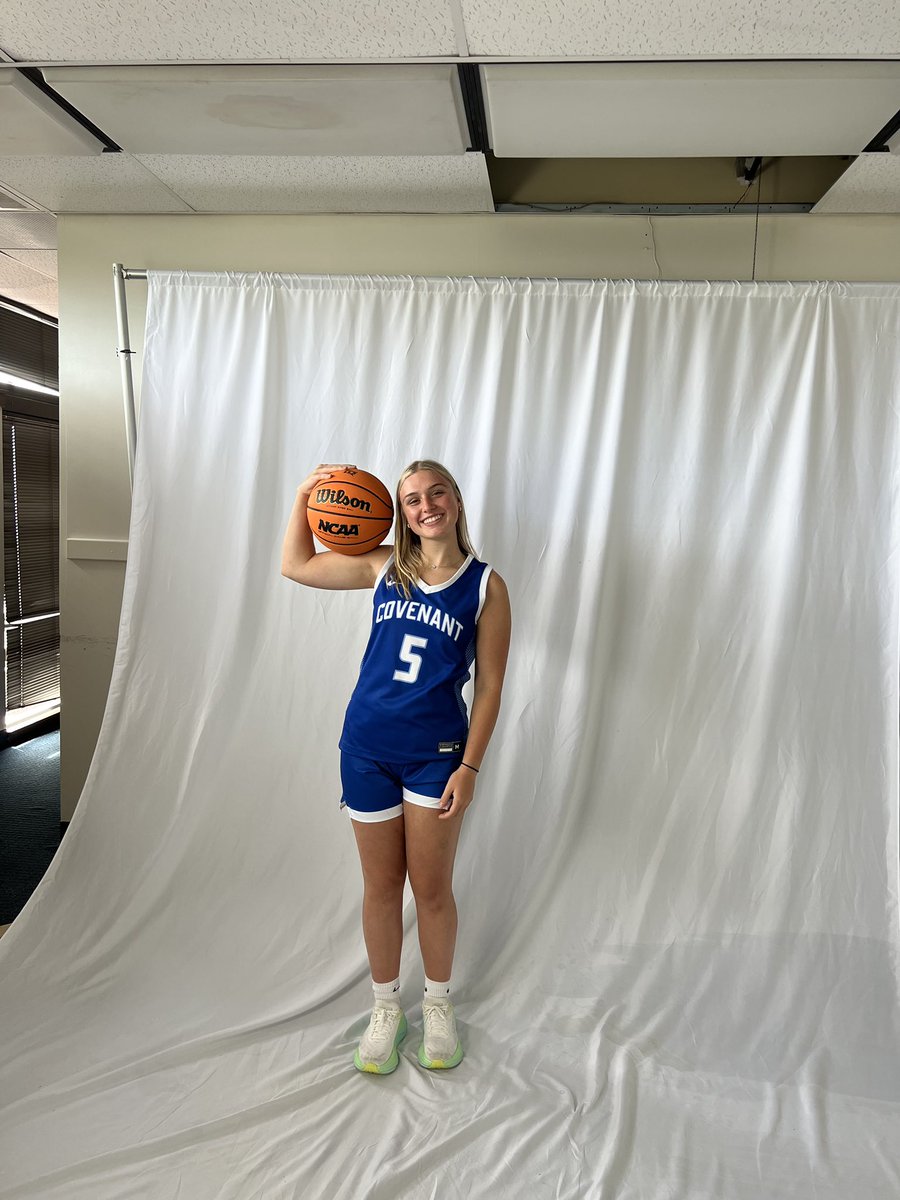 Ambria Ferkany tweet media