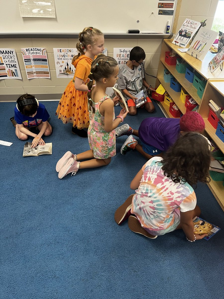 Amanda Roades tweet media