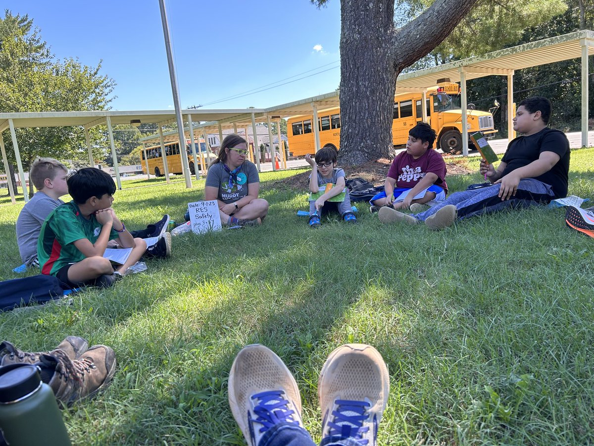 Gina Ritchie tweet media