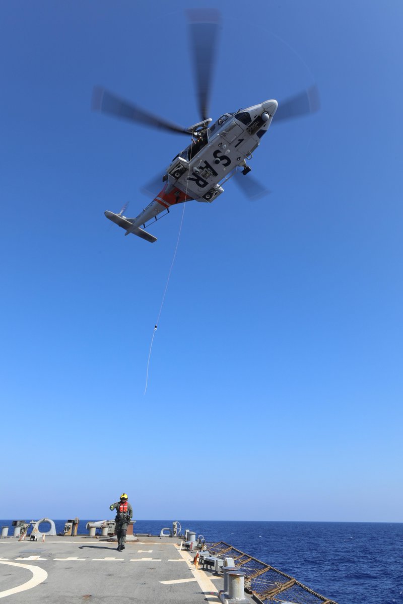 USNavy's tweet photo. #USNavy Photos of the Day:
1️⃣ #USSPaulIgnatius live-fire and 2️⃣ #VBSS training with Royal Moroccan navy #AtlasHandshake #FARMAROC and 3️⃣ Cyprus coast guard trains aboard #USSRamage @USNavyEurope
4️⃣ #USSMakinIsland fire drill @NavBaseSD
👉 https://t.co/aZddB6hxYf https://t.co/rCL5wlNrwC