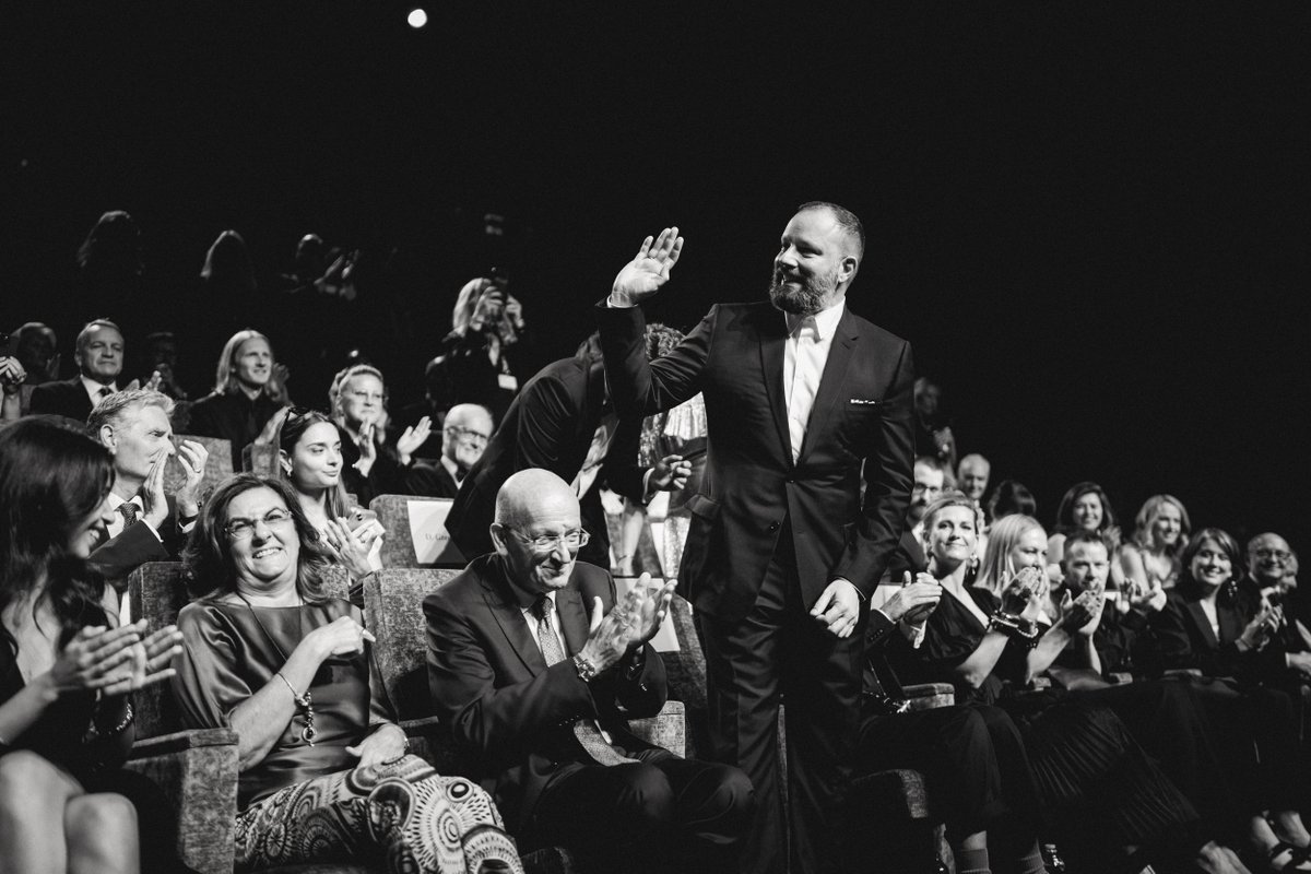 searchlightpics's tweet photo. The world premiere of #PoorThingsFilm at #Venezia80 https://t.co/0Vy9dl7SSN