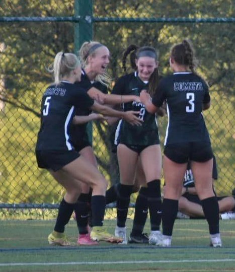 Celebrating two Ws and two more shutouts this week for <a href="/Mason_W_Soccer/">Mason_W_Soccer</a> !  Let's go Comets! #shutoutbagels
<a href="/gmcsports/">GMC Sports</a> <a href="/ENQSports/">Enquirer Sports</a>