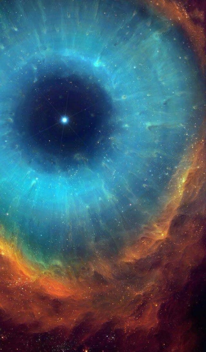 pictures's tweet photo. The Helix Nebula https://t.co/AZonsSPJlR