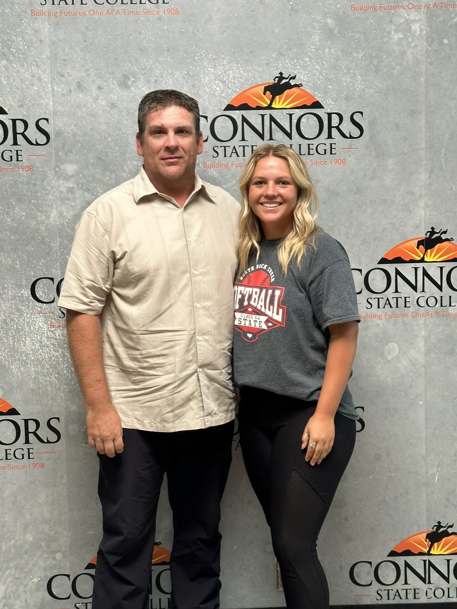 rayneebass21's tweet photo. Very Blessed! 🧡 @ConnorsSoftbal1 @NRC_Softball https://t.co/hsfTFCk4Qi