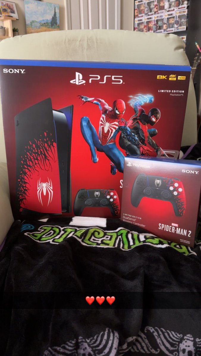 DevonKlutch's tweet photo. 🕸️❤️ #BeGreaterTogether #SpiderMan2PS5 https://t.co/vADHroYL5L
