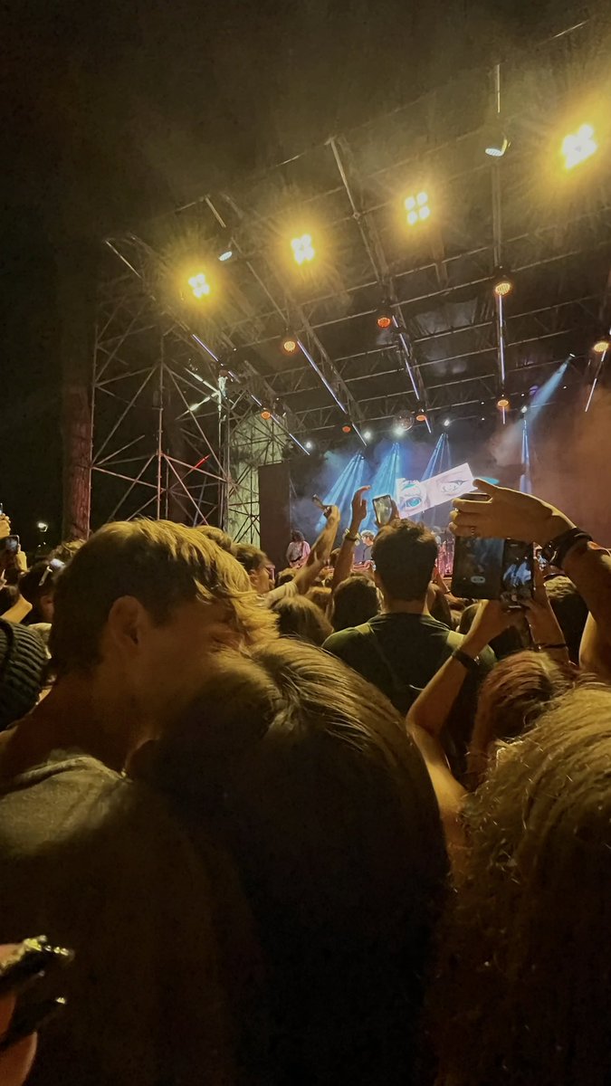 “se sto con te non mi fa più paura il buio” 😭