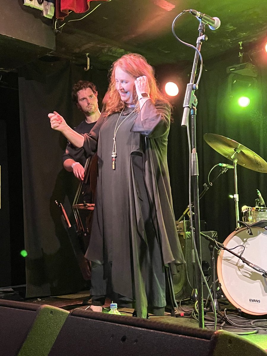 sonya mulligan tweet media