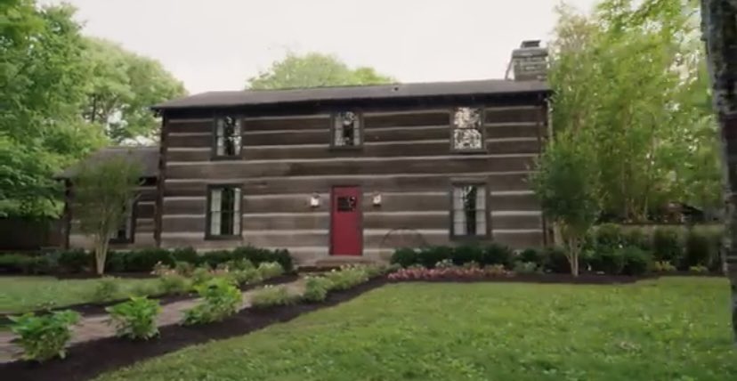 SofiaMiller22's tweet photo. 🎙️http://Sofia’s-Blog!
── Funny and Interview 𝐃ay✨

Inside Sofia’s Rustic Nashville Retreat 🪵

Muchas gracias a #IMGModelsRP por el día tan divertido, realmente abrirles cada espacio de este lugar mágico me emociono muchísimo. Pueden checar el recorrido cuando quieran! https://t.co/fzjWNJZQVf