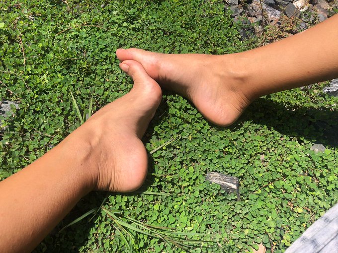 Are they cute? https://t.co/MNhXEuYSI9<a href="/tag/feetfetish"class="tags"><span>#feetfetish</span></a><a href="/tag/feetmodel"class="tags"><span>#feetmodel</span></a><a href="/tag/feetgoddess"class="tags"><span>#feetgoddess</span></a>