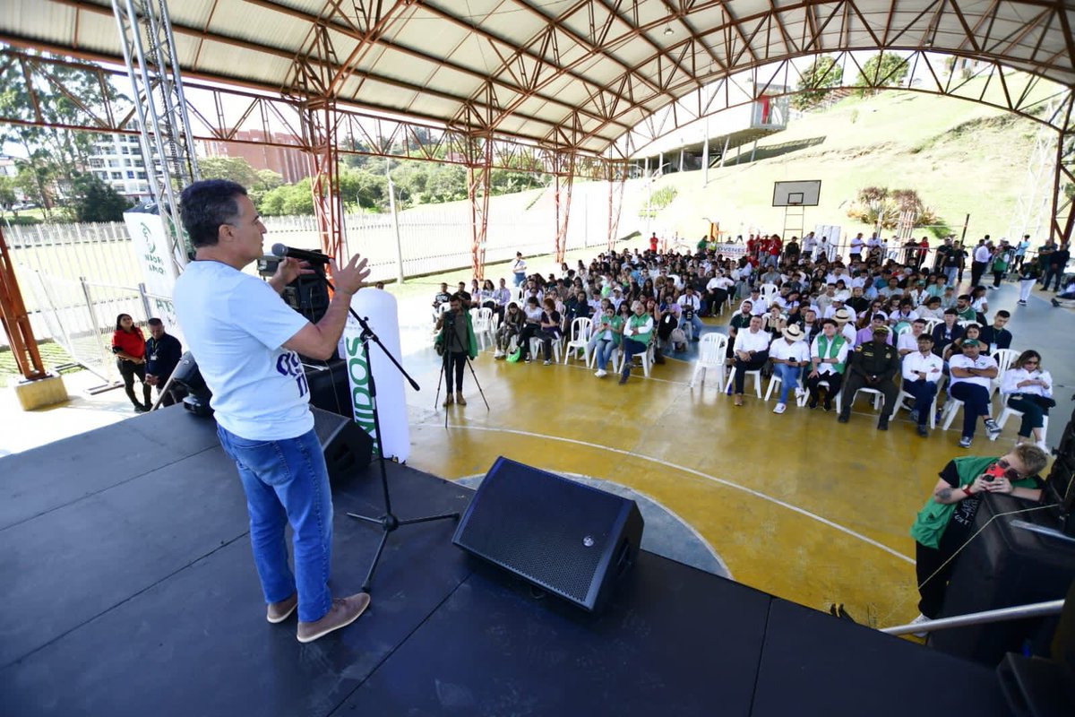 InclusionAnt's tweet photo. #SomosInclusión | Acompañamos la jornada del Gobernador en #Marinilla. 

Participamos del Encuentro Subregional de Juventud del Oriente y Magdalena Medio, organizado por la la Secretaría de la Juventud e @IndeportesAnt, y de la puesta en funcionamiento del proyecto #ParquesDelRio https://t.co/69gRIqAWmV