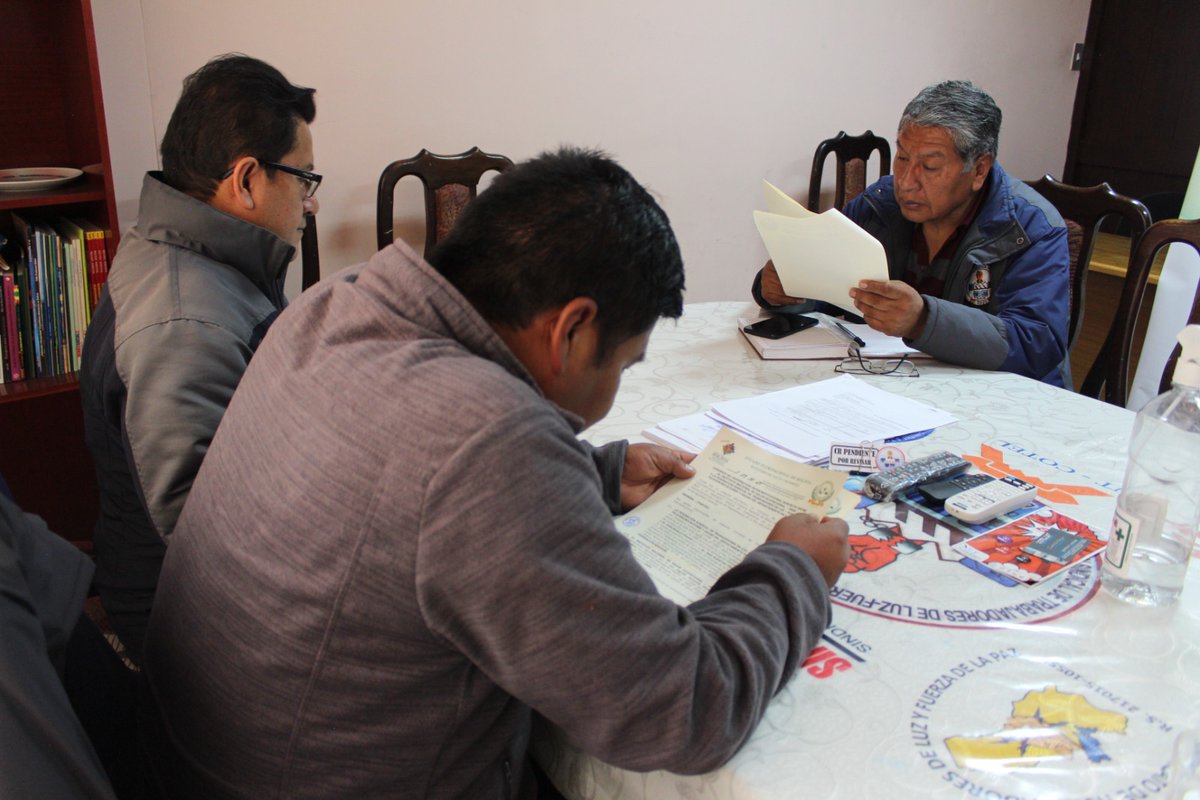 INSO_BOLIVIA's tweet photo. 𝗖𝗢𝗢𝗣𝗘𝗥𝗔𝗖𝗜𝗢𝗡 𝗜𝗡𝗦𝗧𝗘𝗥𝗜𝗡𝗦𝗧𝗜𝗧𝗨𝗖𝗜𝗢𝗡𝗔𝗟 𝗘𝗡𝗧𝗥𝗘 𝗘𝗟 𝗜𝗡𝗦𝗢 𝗬 𝗟𝗔 𝗙𝗘𝗗. 𝗦𝗜𝗡𝗗. 𝗧𝗥𝗔𝗕. 𝗟𝗨𝗭 - 𝗙𝗨𝗘𝗥𝗭𝗔, 𝗧𝗘𝗟𝗘𝗖𝗢𝗠. 𝗬 𝗔𝗚𝗨𝗔 𝗗𝗘 𝗟𝗔 𝗣𝗔𝗭. https://t.co/k6344SW1i6